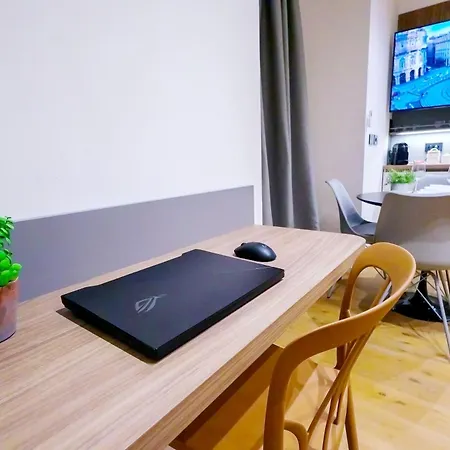 Apartment Theater House Wi-fi, Ac *